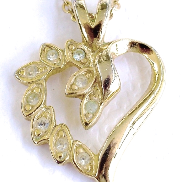 ๐๐ Vintage Gold Base Rhinestones Half Journey Heart Pendant & Earring Set - Picture 4 of 8